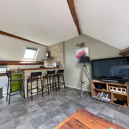 Les Combles De L Aure Grand Studio Cosy Confortable Classe 3 Etoiles Centre Bayeux 2 Mn A Pied Cathedrale Proche Plages Du Debarquement Екстер'єр фото