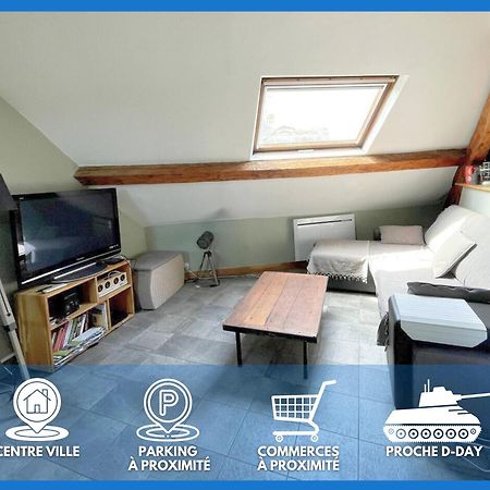 Les Combles De L Aure Grand Studio Cosy Confortable Classe 3 Etoiles Centre Bayeux 2 Mn A Pied Cathedrale Proche Plages Du Debarquement Екстер'єр фото